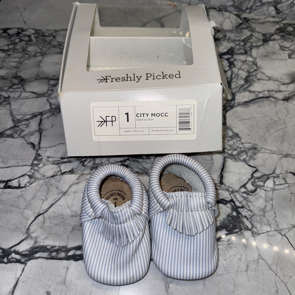 Freshly Picked Moccasins City Mocc Seersucker Size 1